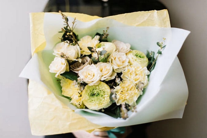 send yellow flowers bouquets online